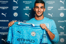 Jadi Anak Asuh Guardiola,...