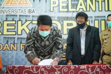 Perguruan Tinggi di...