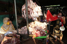 Ludrukan di Pasar Tradisional,...