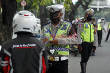 99.835 Pelanggaran Selama...