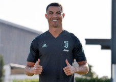 Jelang Juventus vs Lyon,...
