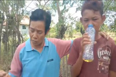 Sehari Habiskan 1 Liter,...