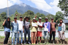 Para Petani Kompak Dukung...
