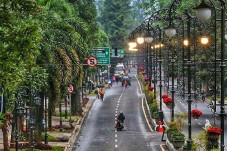 Hari Ini Diramalkan...