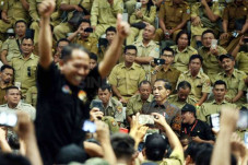 Hore! Akhirnya, Gaji...
