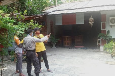 Warga Pleret Bantul...