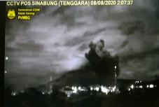 Gunung Sinabung Kembali...
