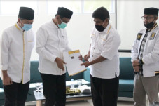Resmi Beri Rekomendasi,...