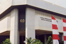 Dibuka untuk Anggota...
