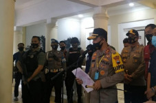 5 Pelaku Penyerangan...