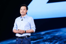 Pidato, CEO Lei Jun...