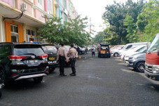 Polisi Olah TKP Penembakan...