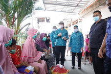 PKK Sumsel Gebrak Masker...