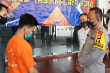 Ngaku Anak Wakil rakyat,...