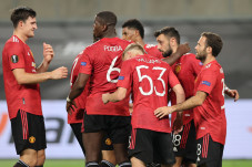 Van Persie Ingatkan...