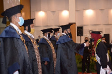 UNY Wisuda Virtual 810...
