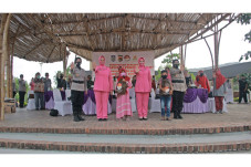 Polwan NTB-Bhayangkari...