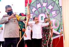 Gubernur Lakukan Groundbreaking...
