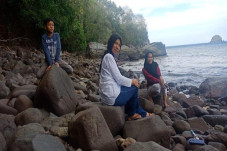 Pantai Benteng di Batu...
