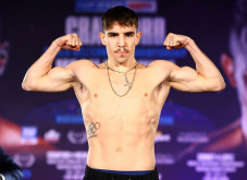 Keganasan Conlan Habisi...