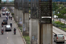 Tiang Monorel Rusak...