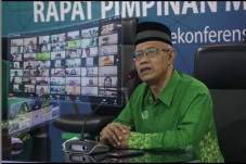 Haedar Nashir Minta...