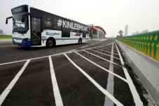 Bus Transjakarta D21...