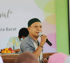 Diganti Tanpa Sebab,...