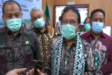 Sofyan Djalil Bagikan...