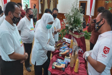 Gubernur Khofifah Dorong...