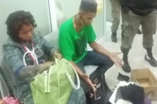 Keterlaluan, Pasangan...