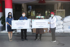 Dukung GPM, BCA Sumbangkan...