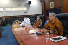 Pembahasan APBN dan...