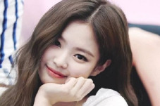 #ApologizeToJennie,...