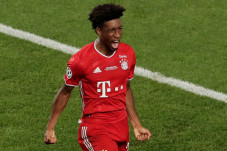 Jadi Pahlawan Bayern...