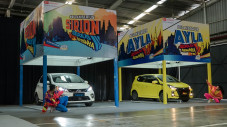 Daihatsu Bersiap Unboxing...