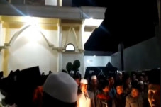 Santri Ditangkap, Warga...