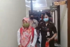 Korupsi Duit Negara...