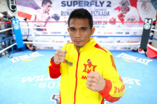 Srisaket Sor Rungvisai...