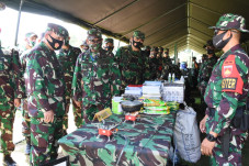 Asops Panglima TNI Cek...