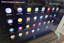 Menggunakan Samsung...