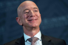 Kekayaan Bos Amazon...
