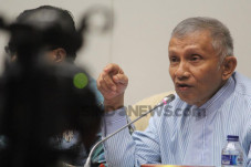 Nama dan Logo Partai...