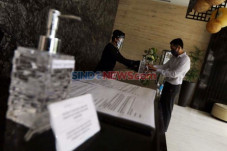 Duh, Bisnis Hotel Berbintang...