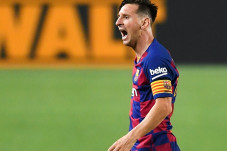 Barcelona Terlambat...
