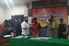 Dikendalikan Seorang...