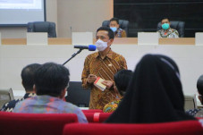 Rudy Warning Seluruh...