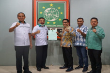 PKB Alihkan Dukungan...