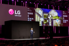 LG Paparkan Rumah Masa...