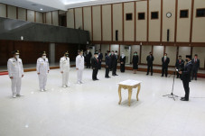 Anies Lantik Wali Kota...